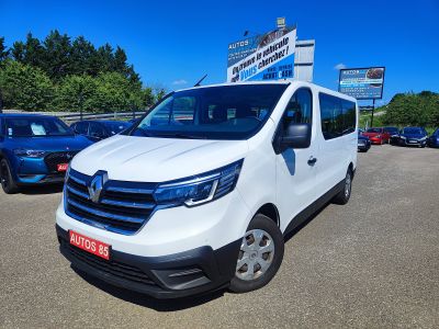 Renault Trafic III L2 2.0 dCi 150ch Energy S&S 9 places 23500€ HT