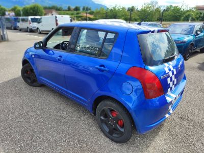 Suzuki Swift II 1.3 VVT GLX 4x4 5p