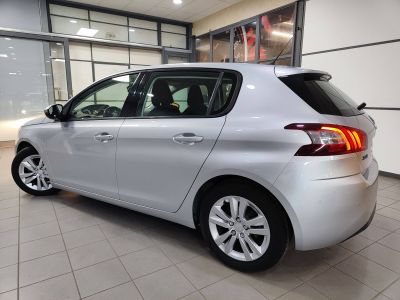 Peugeot 308 II 1.6 HDi FAP 92ch Style 5p