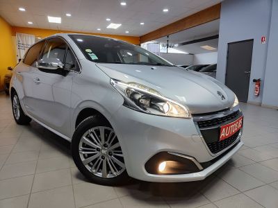 Peugeot 208  1.6 BlueHDi 100ch Style 5p