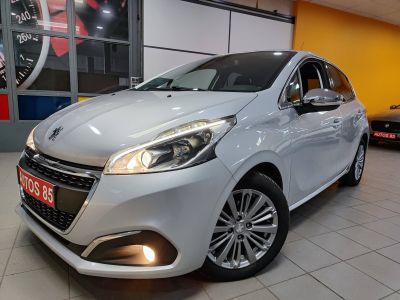 Peugeot 208  1.6 BlueHDi 100ch Style 5p