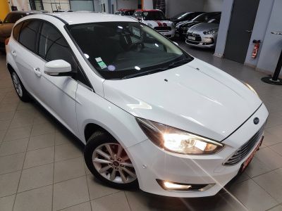 Ford Focus II 1.0 EcoBoost 125ch Stop&Start Titanium