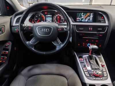 Audi A4 IV (B8) 2.0 TDI 150ch clean diesel DPF Attraction Multitronic Euro6