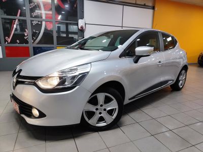 Renault Clio IV (B98) 0.9 TCe 90ch energy Intens Euro6 2015