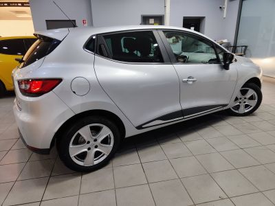 Renault Clio IV (B98) 0.9 TCe 90ch energy Intens Euro6 2015