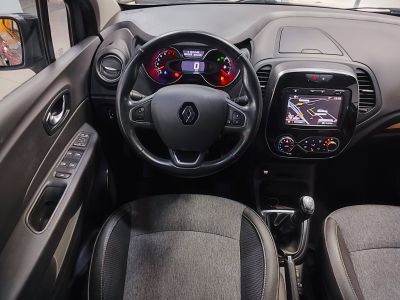 Renault Captur I (J87) 1.2 TCe 120ch Stop&Start energy Intens Euro6 2016