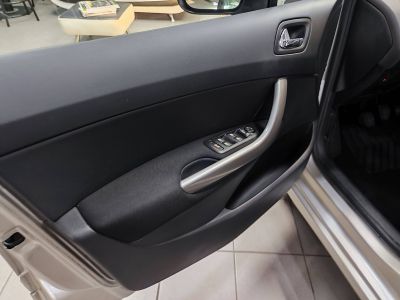 Peugeot 308  1.6 HDi110 FAP Premium 5p