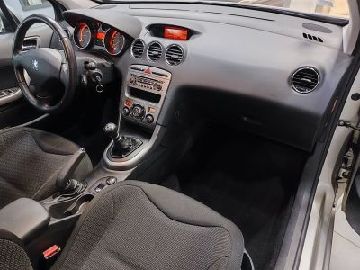 Peugeot 308  1.6 HDi110 FAP Premium 5p