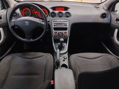 Peugeot 308  1.6 HDi110 FAP Premium 5p