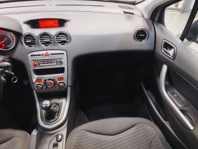 Peugeot 308  1.6 HDi110 FAP Premium 5p