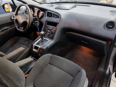 Peugeot 5008  1.6 e-HDi112 FAP Active BMP6 7pl