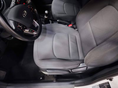 Kia Rio III 1.2 85ch Active 5p